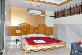Nova Hotel Ravi Palace, Rajkot 3